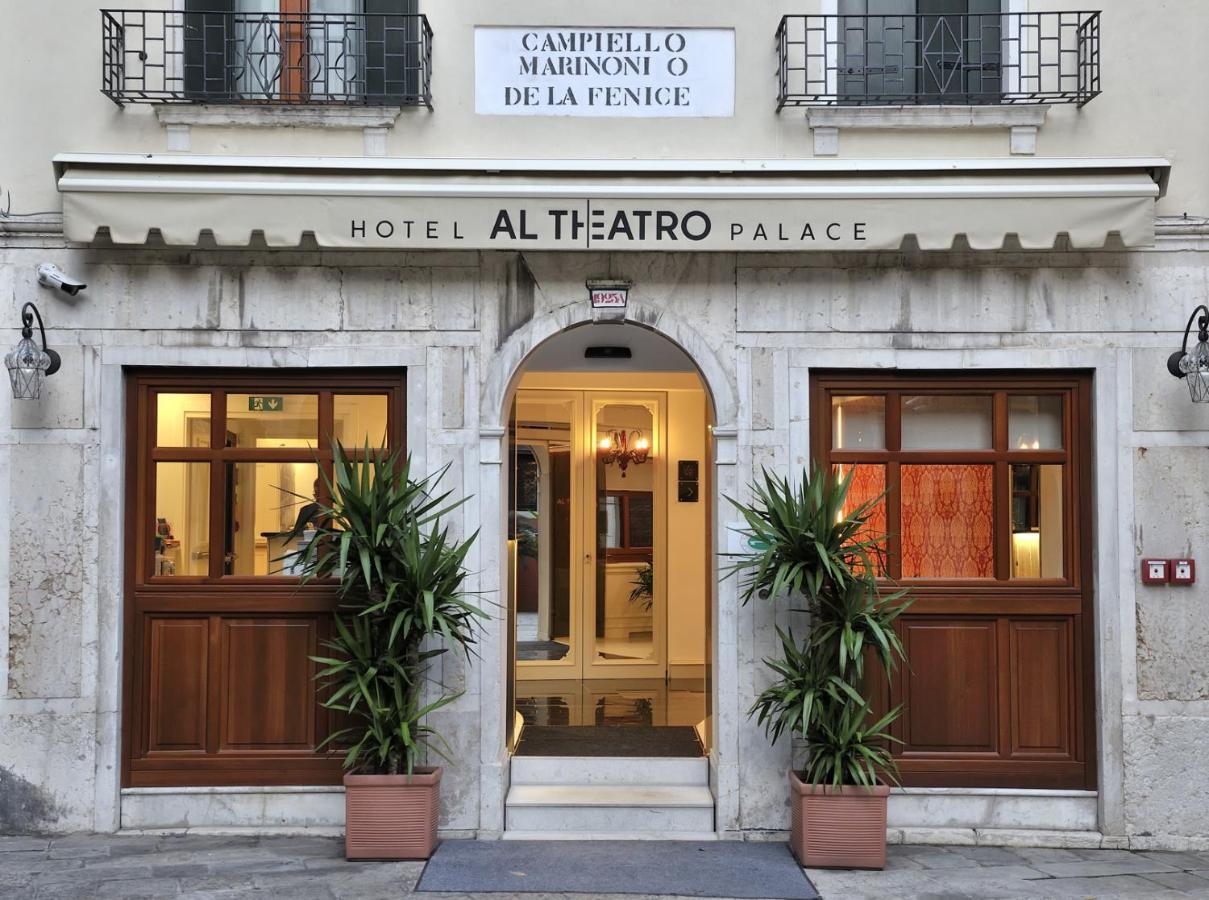 Al Theatro Palace Venice Exterior photo